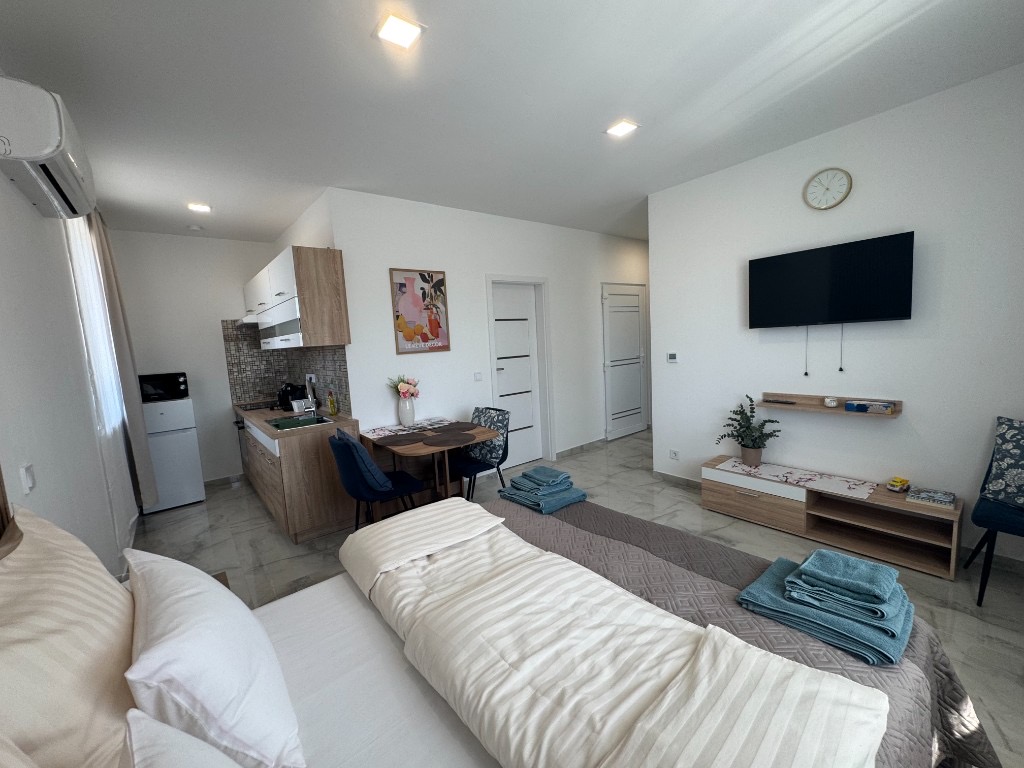 Emelet 2. apartman — 1
