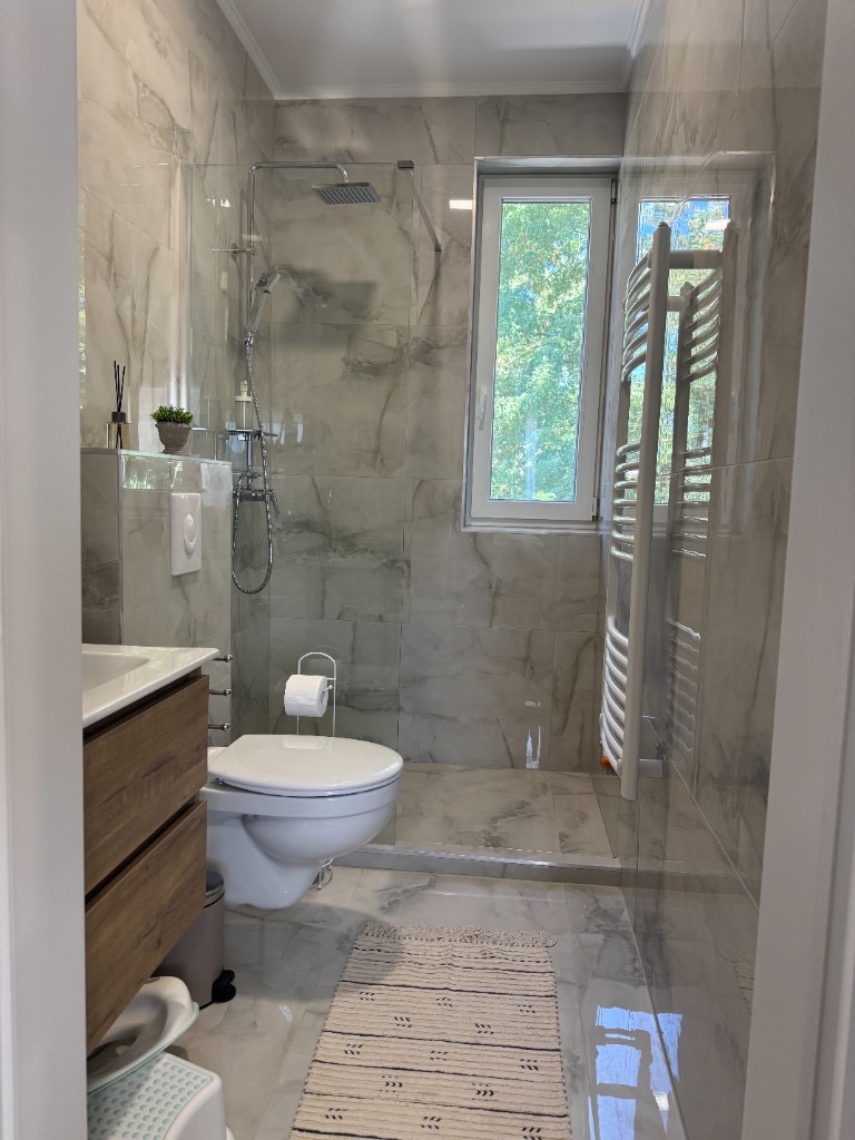 Emelet 3. apartman — 7