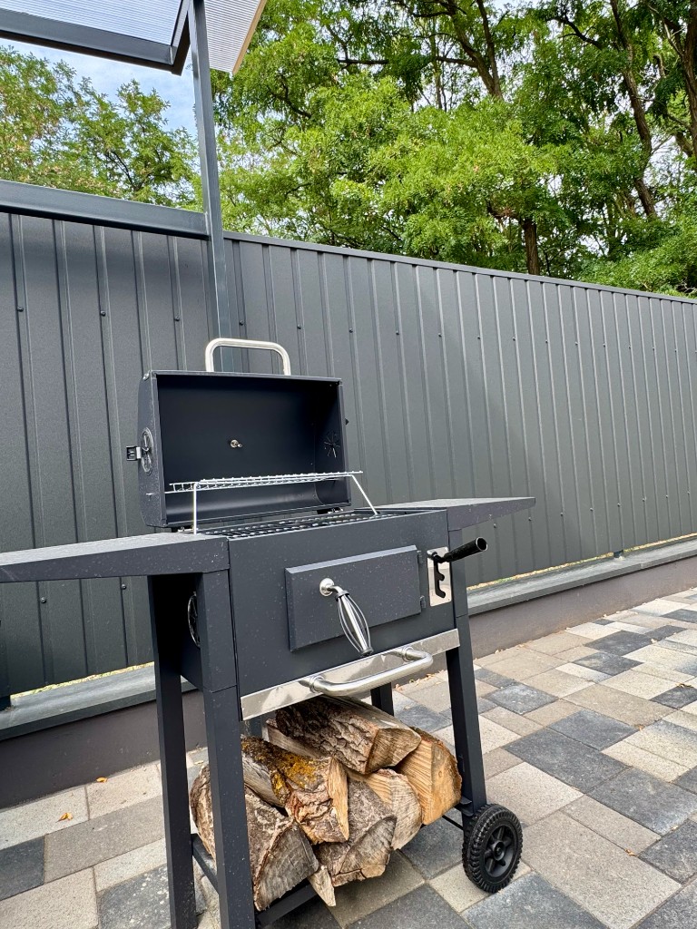 Grill — 3